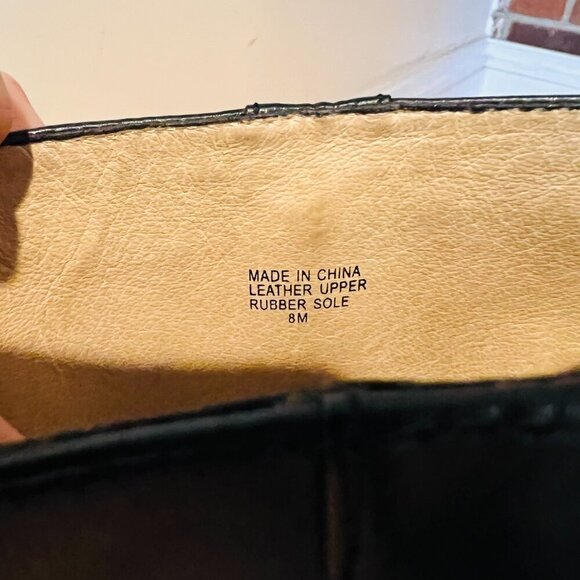 MICHAEL KORS BLACK LEATHER KNEE HIGH BOOTS WITH BUCKLE & RIVETS SZ 8 M - Picture 11 of 16